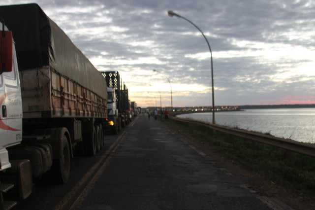 Três trabalhadores ficam feridos em acidente sobre a barragem do Jupiá