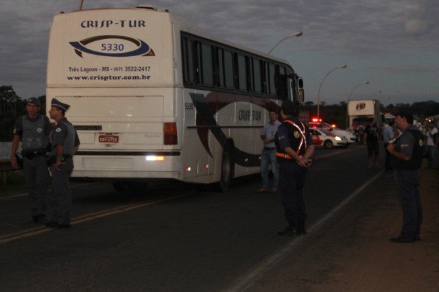 Três trabalhadores ficam feridos em acidente sobre a barragem do Jupiá