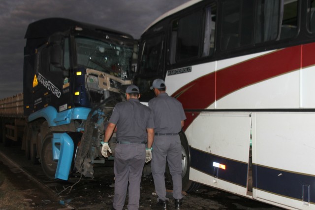 Três trabalhadores ficam feridos em acidente sobre a barragem do Jupiá