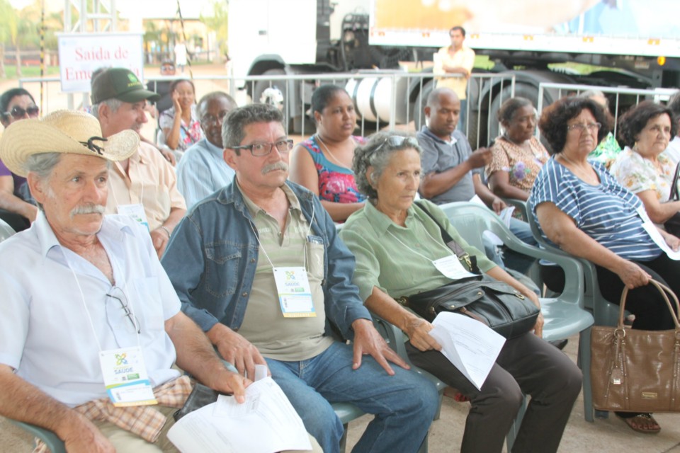 Caravana da Saúde atende mais de 1500 pessoas no 1º dia em Três Lagoas