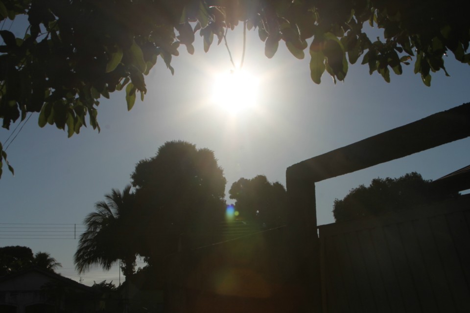 Previsão de sol com algumas nuvens para o fim de semana