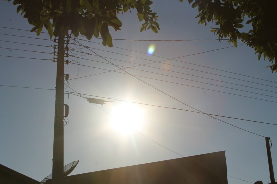 Previsão de sol com algumas nuvens para o fim de semana