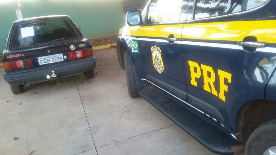 PRF apreende veículo adulterado na BR-262