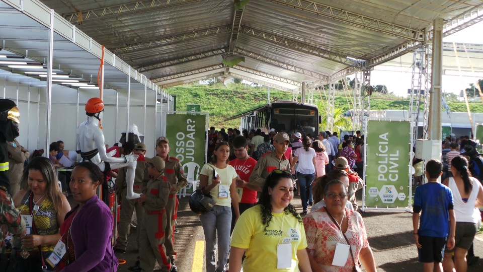 Com mais de 10 mil atendimentos governador, encerra Caravana da Saúde em Três Lagoas