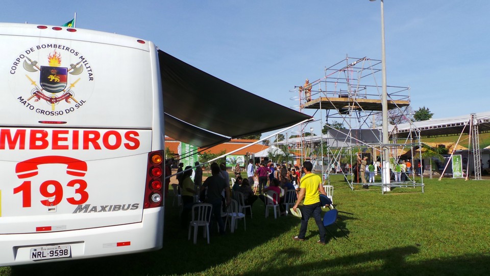 Com mais de 10 mil atendimentos governador, encerra Caravana da Saúde em Três Lagoas