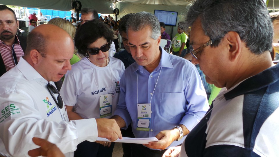 Com mais de 10 mil atendimentos governador, encerra Caravana da Saúde em Três Lagoas