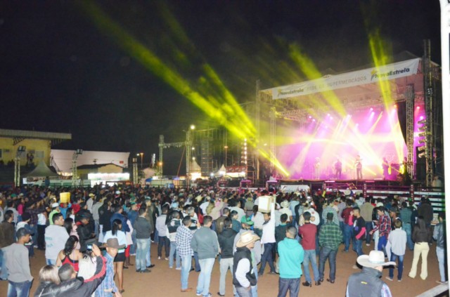 Prefeitura proporciona entrada franca no último dia de festa do ‘Três Lagoas Rodeo’