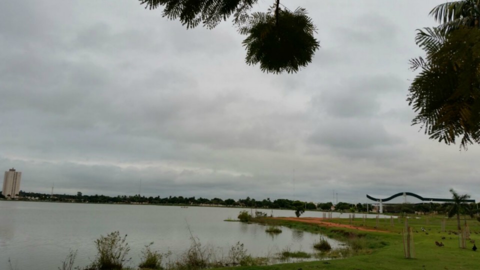 Sexta-feira inicia com tempo frio e céu nublado em Três Lagoas