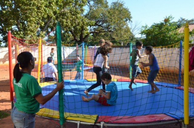 Luiz Akira participa de atividades esportivas e culturais realizadas no Distrito de Arapuá