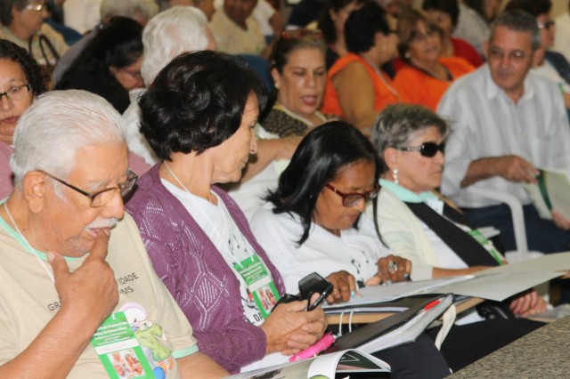 Conferência debate direitos e protagonismo do idoso na sociedade