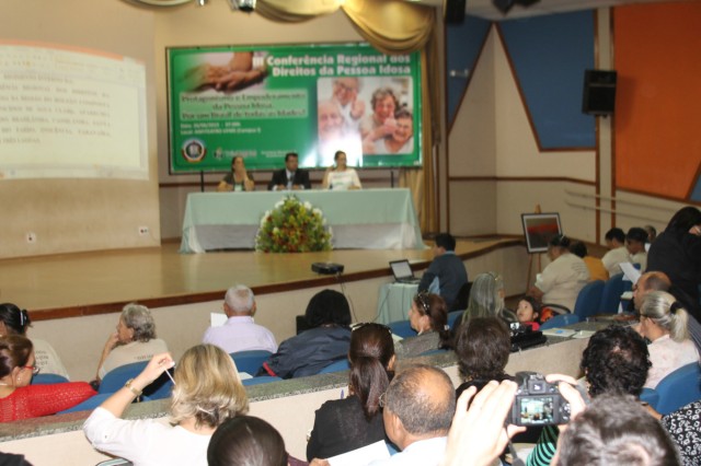 Conferência debate direitos e protagonismo do idoso na sociedade