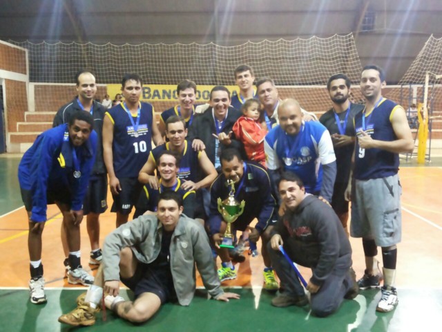 Univôlei vence o Campeonato Municipal de Voleibol