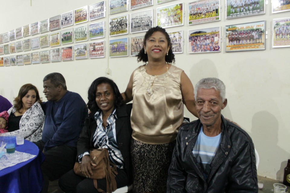 Cláudia comemora 50 anos com festa no Recanto do Galo Cláudia comemora 50 anos com festa no Recanto do Galo