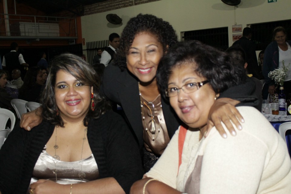 Cláudia comemora 50 anos com festa no Recanto do Galo Cláudia comemora 50 anos com festa no Recanto do Galo