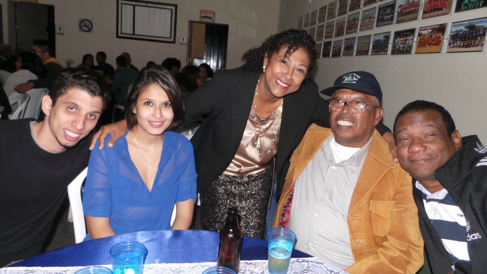 Cláudia comemora 50 anos com festa no Recanto do Galo Cláudia comemora 50 anos com festa no Recanto do Galo