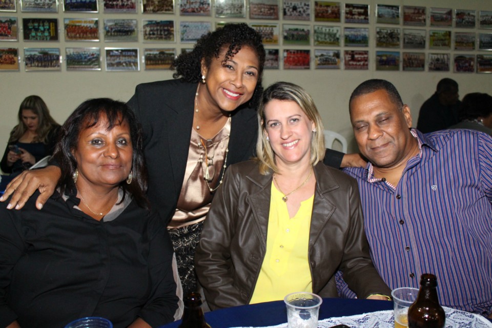 Cláudia comemora 50 anos com festa no Recanto do Galo Cláudia comemora 50 anos com festa no Recanto do Galo