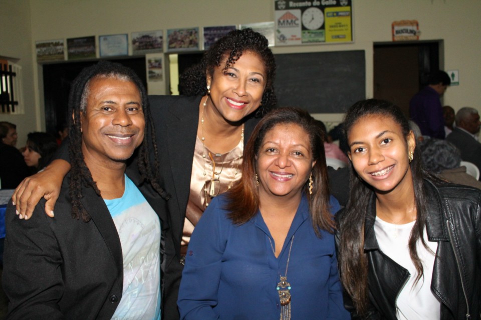 Cláudia comemora 50 anos com festa no Recanto do Galo Cláudia comemora 50 anos com festa no Recanto do Galo