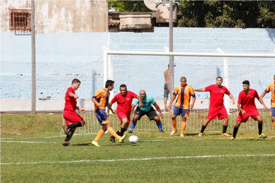 Aparecida do Taboado e Ribas passam à 4ª fase da Copa Assomasul de futebol