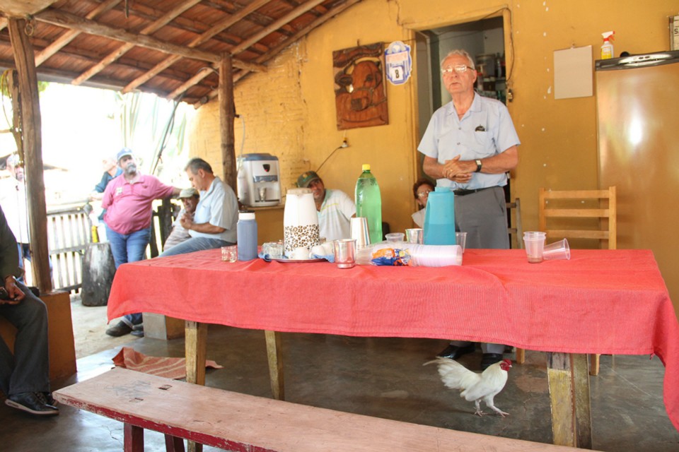 Fábrica de azeite de girassol poderá se instalar no distrito de Arapuá