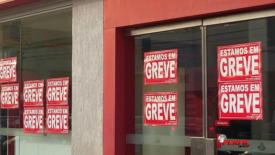 Sem proposta, bancos permanecem de portas fechadas