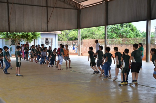 Escola Maria Eulália Vieira recebe atividades de encerramento da 2ª Semana da Juventude