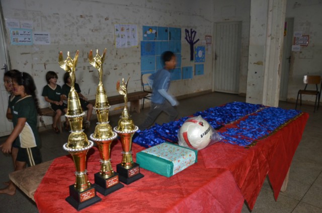 Escola Maria Eulália Vieira recebe atividades de encerramento da 2ª Semana da Juventude