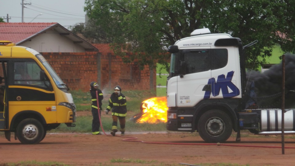 Corpo de Bombeiros forma equipe para atender ocorrências de grandes proporções