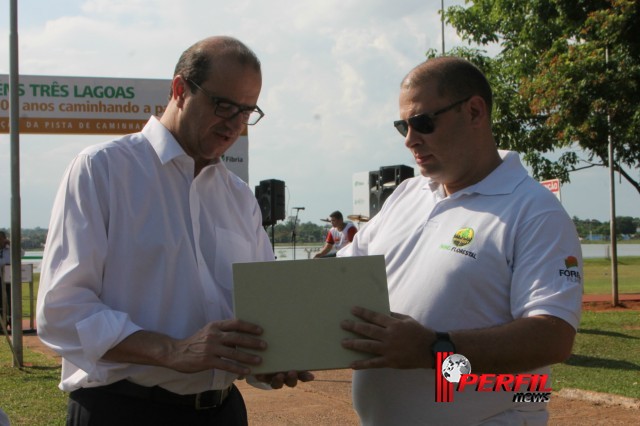 Após lançamento do Projeto Horizonte 2, pista de caminhada é inaugurada pela Fibria