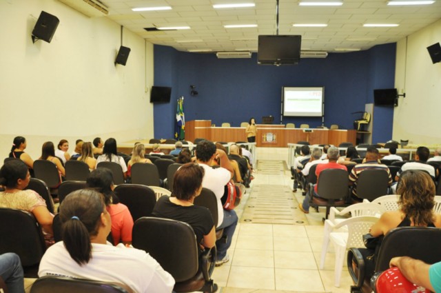 Profissionais da Saúde participam de workshop sobre combate à Dengue