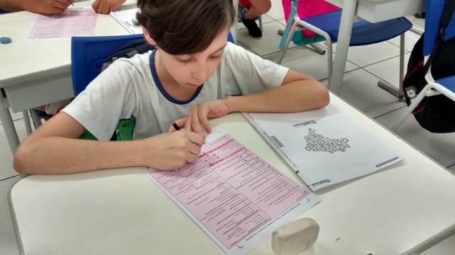 Estudantes do Sesi de Corumbá e Dourados passam pela avaliação da Prova Brasil
