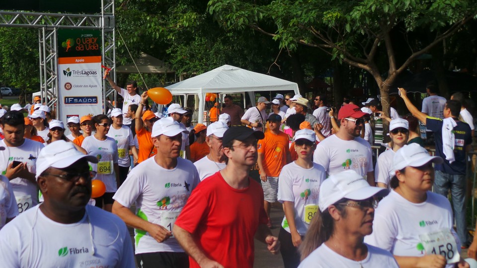 Corrida "O Valor da Vida" arrecada mais de quatro toneladas de alimentos