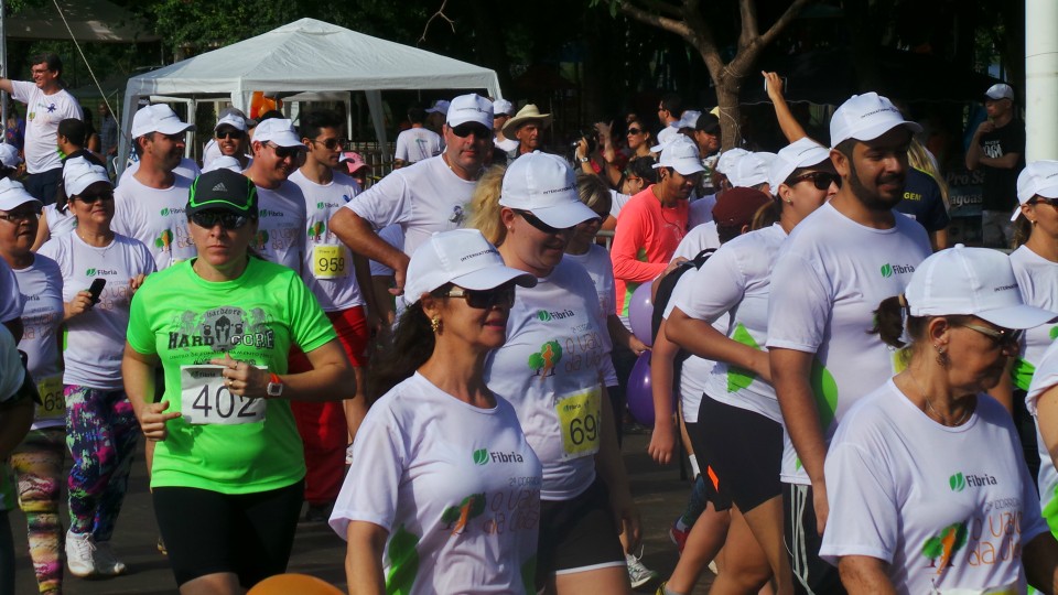 Corrida "O Valor da Vida" arrecada mais de quatro toneladas de alimentos