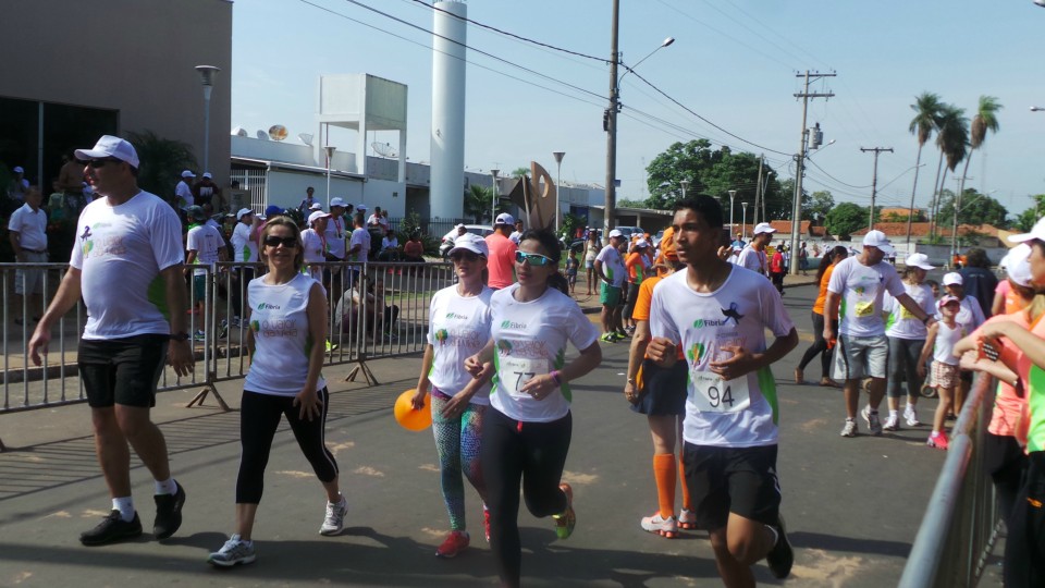 Corrida "O Valor da Vida" arrecada mais de quatro toneladas de alimentos