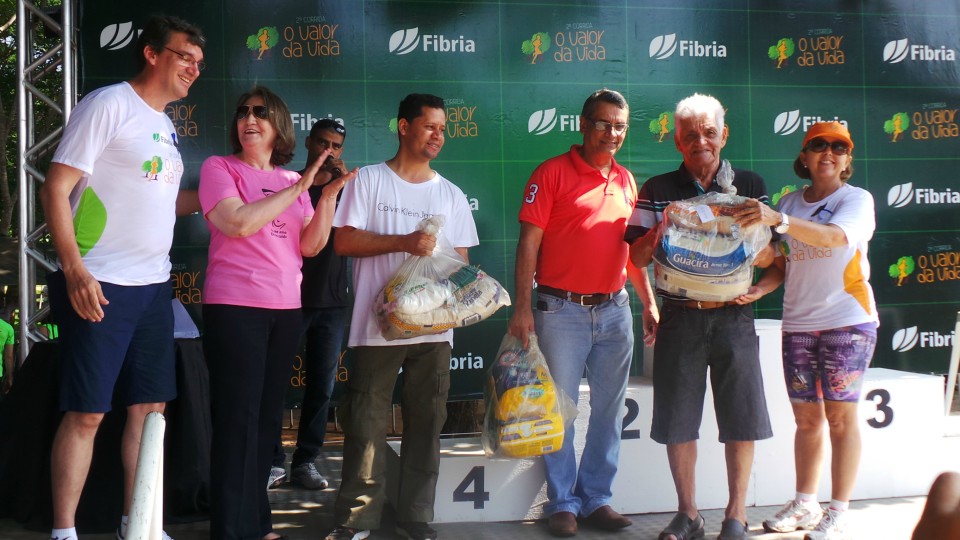 Corrida "O Valor da Vida" arrecada mais de quatro toneladas de alimentos