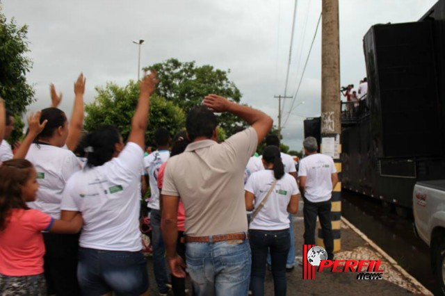 Mesmo com chuva, Marcha Para Jesus reúne mais de 3 mil participantes Mesmo com chuva, Marcha Para Jesus reúne mais de 3 mil participantes
