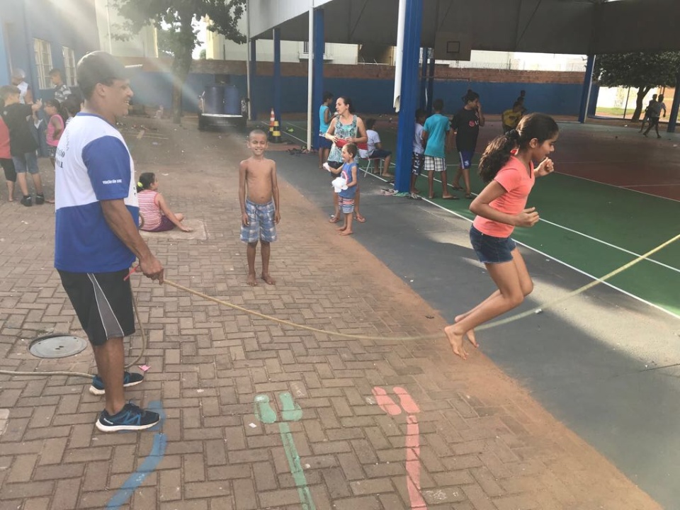 SEJUVEL e Missão Salesiana levam esporte e evangelização a jovens da cidade