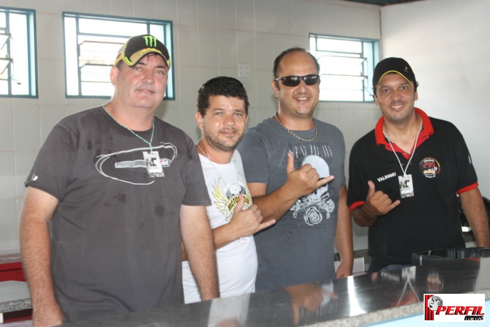 Irmã Norma e motociclistas de várias regiões prestigiam festa beneficente no Arenamix