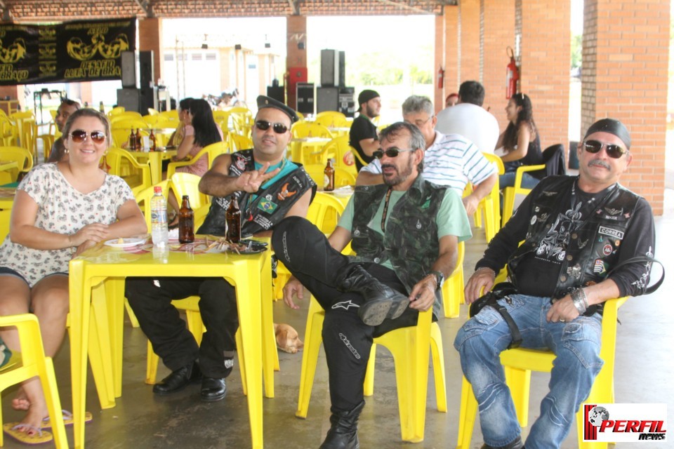 Irmã Norma e motociclistas de várias regiões prestigiam festa beneficente no Arenamix