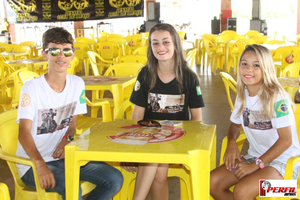 Irmã Norma e motociclistas de várias regiões prestigiam festa beneficente no Arenamix