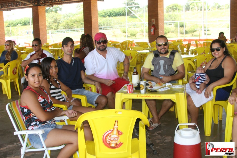 Irmã Norma e motociclistas de várias regiões prestigiam festa beneficente no Arenamix