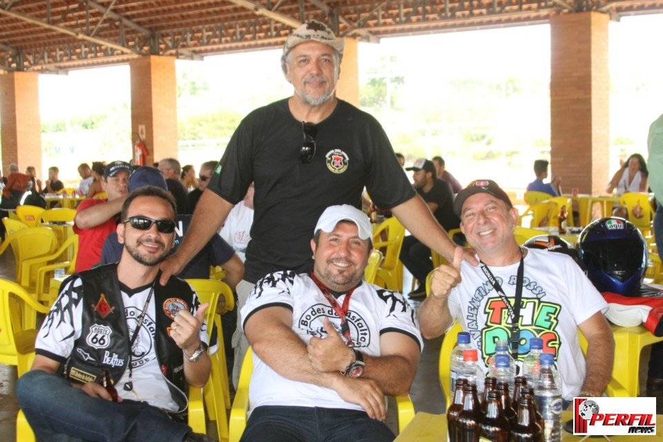 Irmã Norma e motociclistas de várias regiões prestigiam festa beneficente no Arenamix