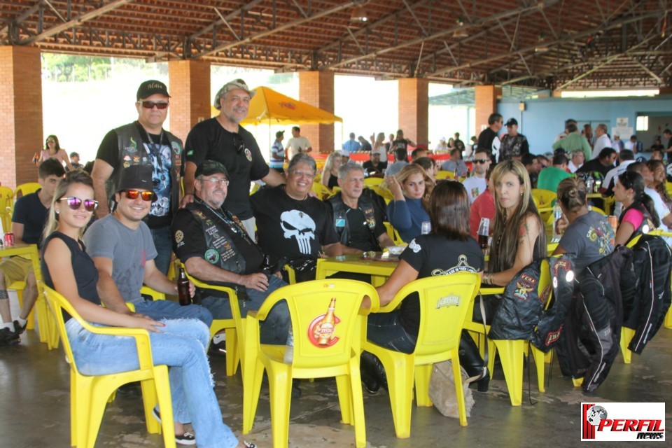 Irmã Norma e motociclistas de várias regiões prestigiam festa beneficente no Arenamix