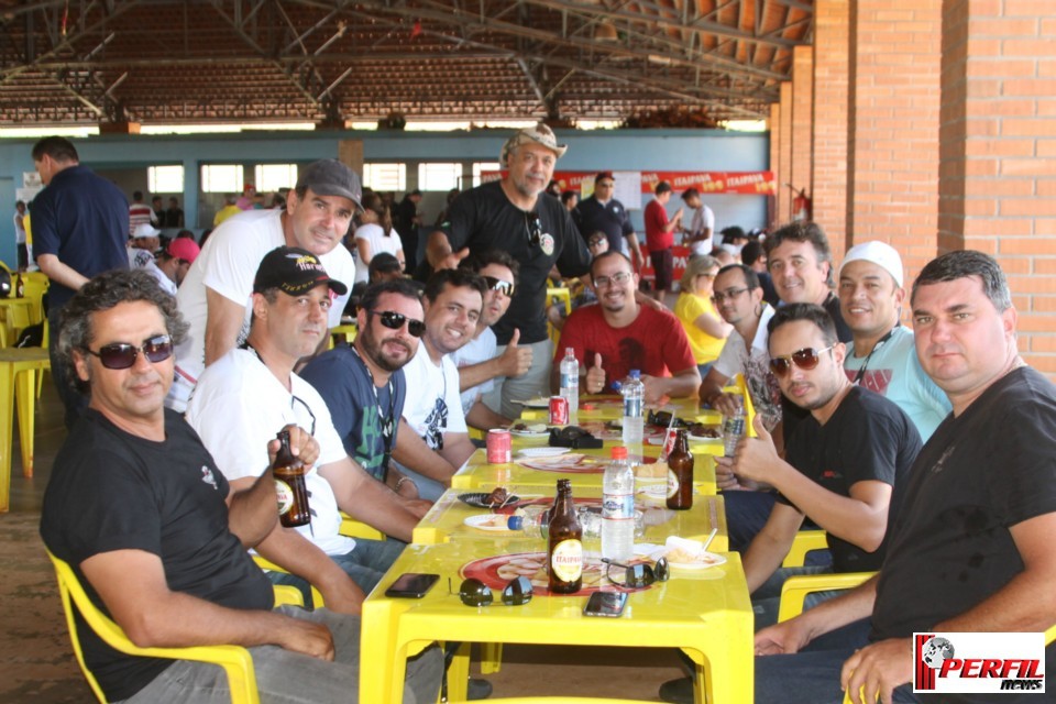 Irmã Norma e motociclistas de várias regiões prestigiam festa beneficente no Arenamix