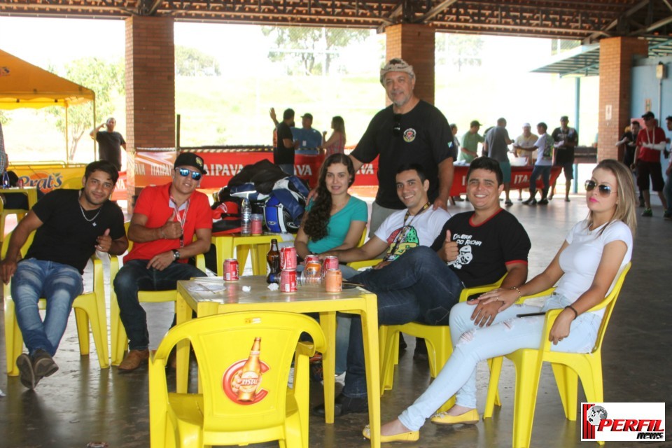 Irmã Norma e motociclistas de várias regiões prestigiam festa beneficente no Arenamix