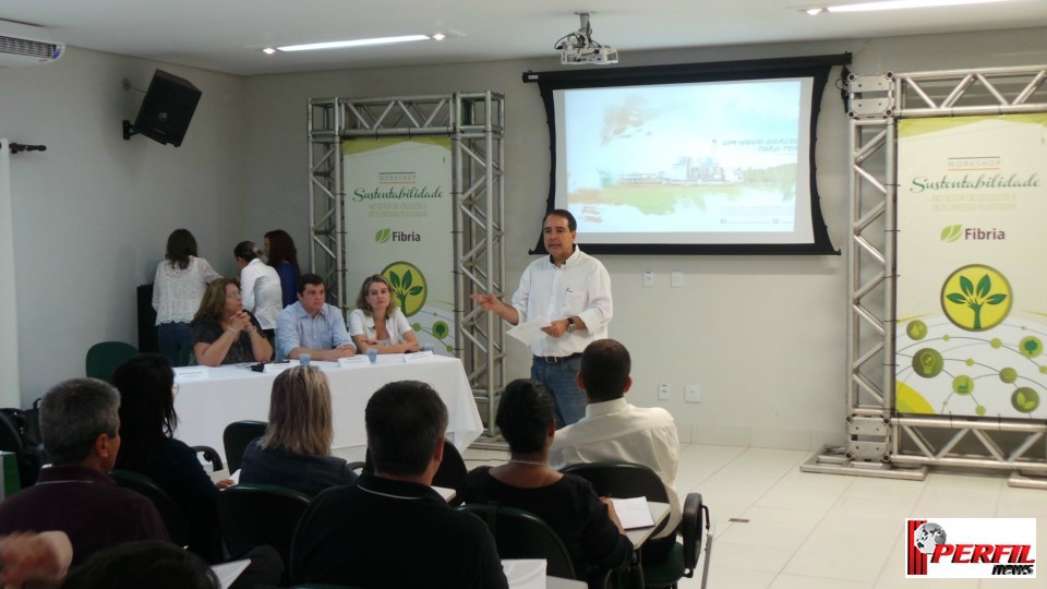 Workshop promovido pela Fibria mostra preocupação da empresa com o meio ambiente e sustentabilidade Workshop promovido pela Fibria mostra preocupação da empresa com o meio ambiente e sustentabilidade