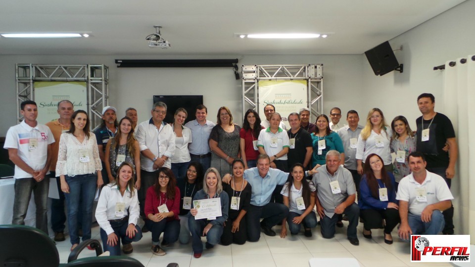 Workshop promovido pela Fibria mostra preocupação da empresa com o meio ambiente e sustentabilidade Workshop promovido pela Fibria mostra preocupação da empresa com o meio ambiente e sustentabilidade