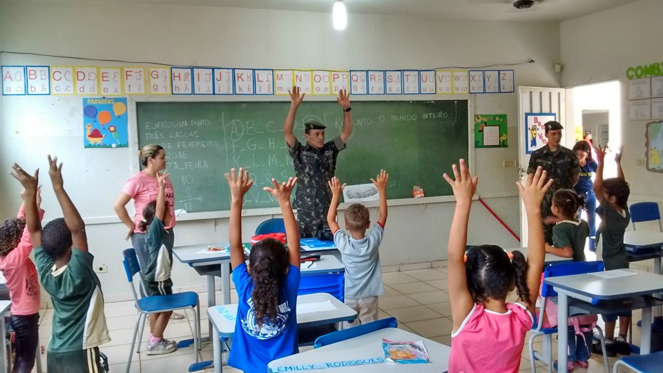 Escola Municipal Eufrosina Pinto realiza mobilização de combate ao Aedes