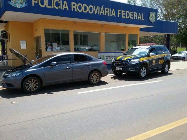PRF recupera em Três Lagoas automóvel de luxo roubado e clonado em Fortaleza