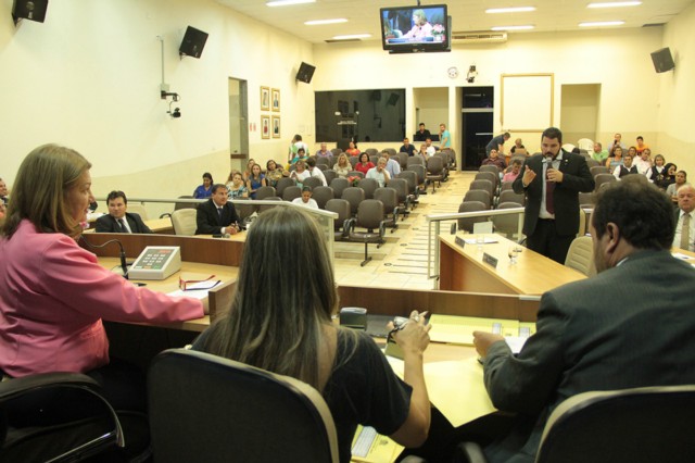 Câmara aprova área para nova indústria e novas regras para eleição na Reme