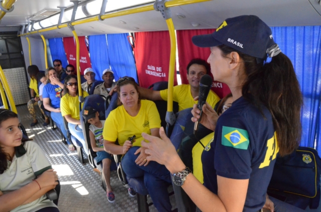 Rodovida realiza mobilização sobre trânsito na área central de Três Lagoas